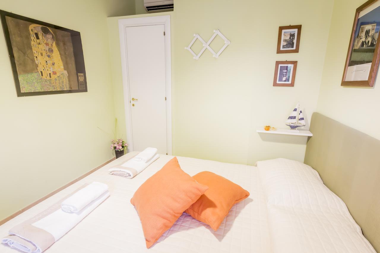 Bed and Breakfast Mandarinoarancio Alezio Esterno foto