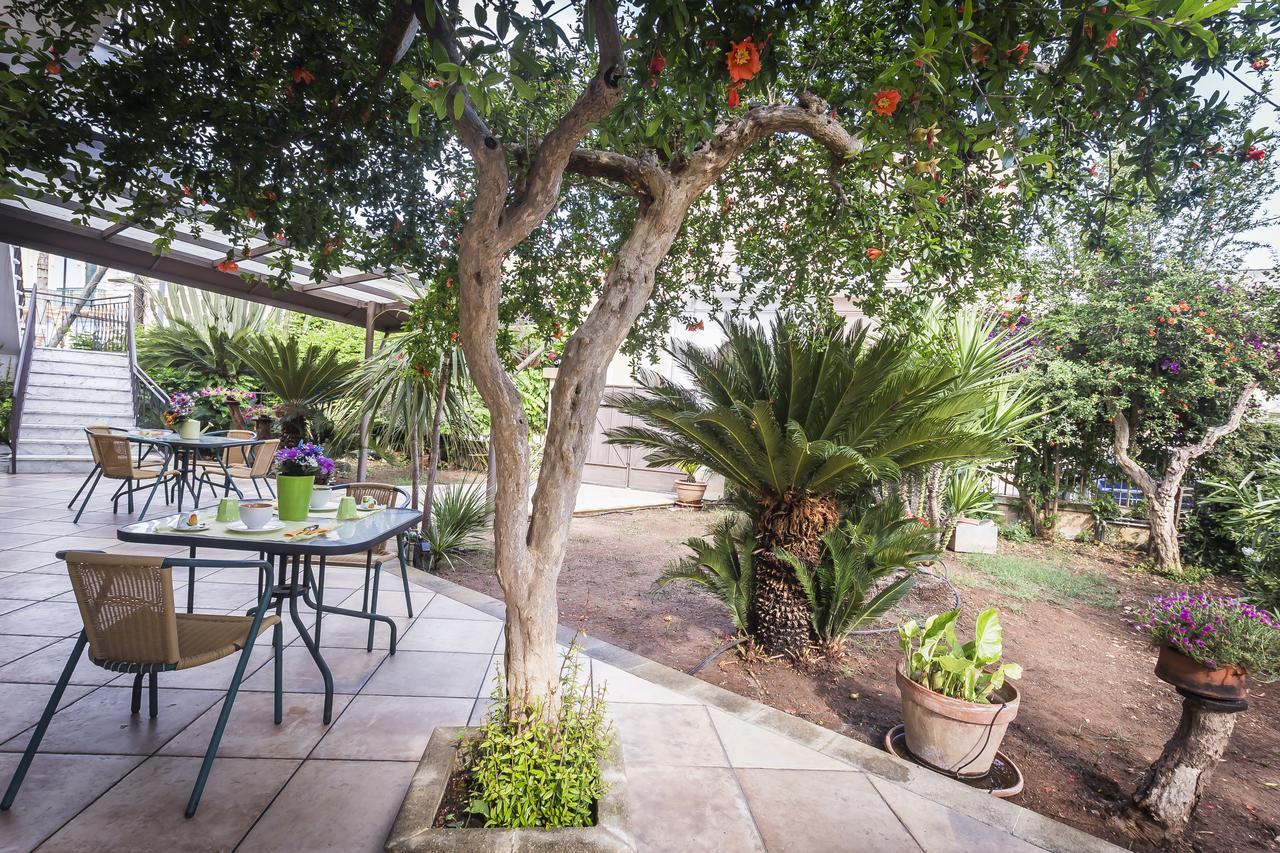 Bed and Breakfast Mandarinoarancio Alezio Esterno foto