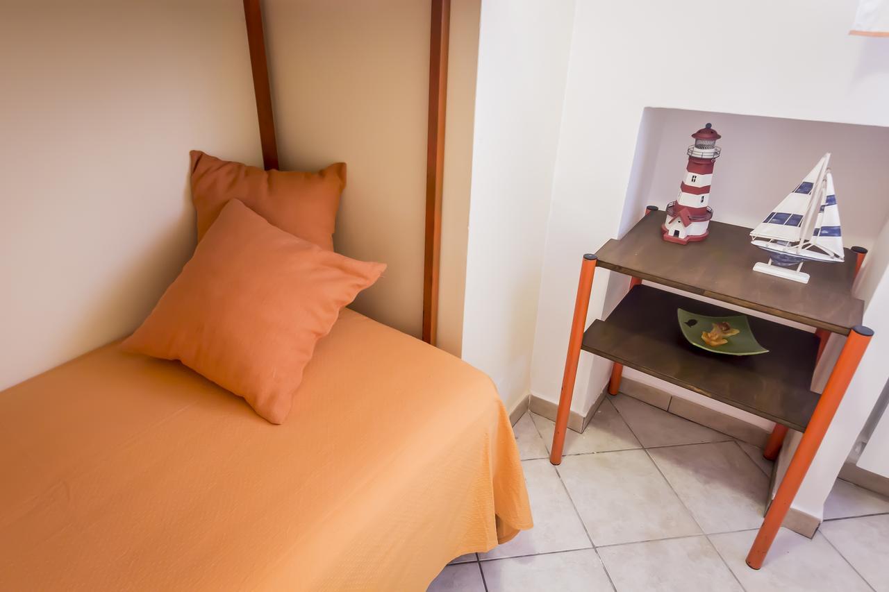 Bed and Breakfast Mandarinoarancio Alezio Esterno foto