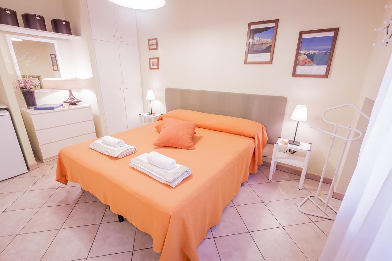 Bed and Breakfast Mandarinoarancio Alezio Esterno foto